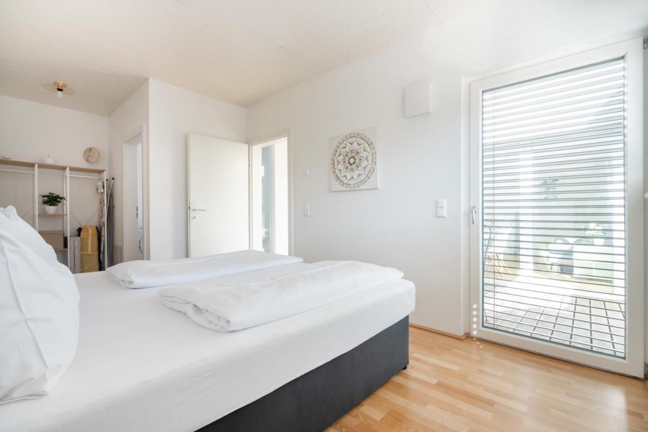 Helles, Neues Dg Apartment Mit Blick Zum Donauturm Wenen Buitenkant foto